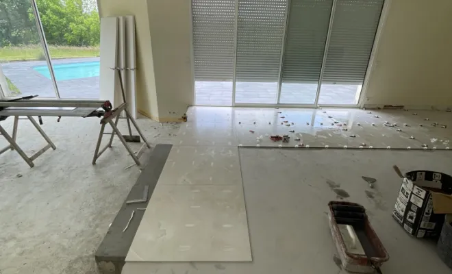 Réalisation d'un ragréage à Rivière.